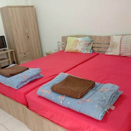 Natcha Place Thammasat Rangsit バンコク都 エクステリア 写真