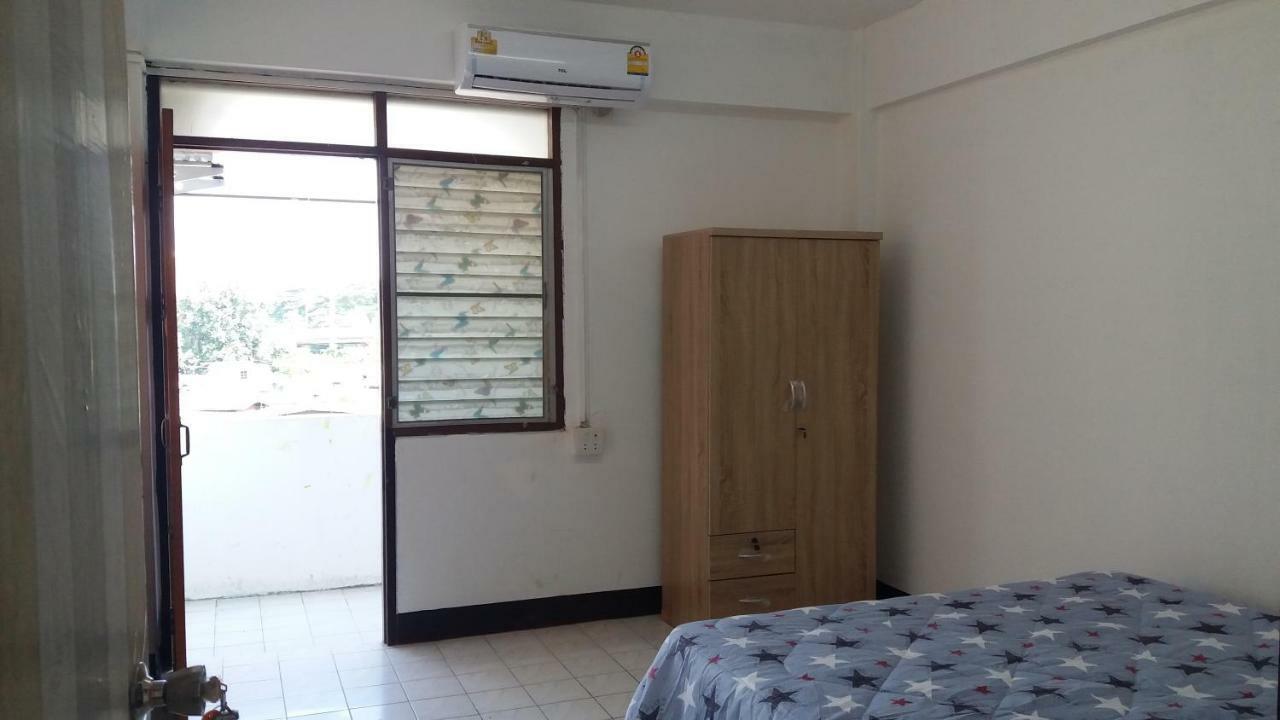Natcha Place Thammasat Rangsit バンコク都 エクステリア 写真
