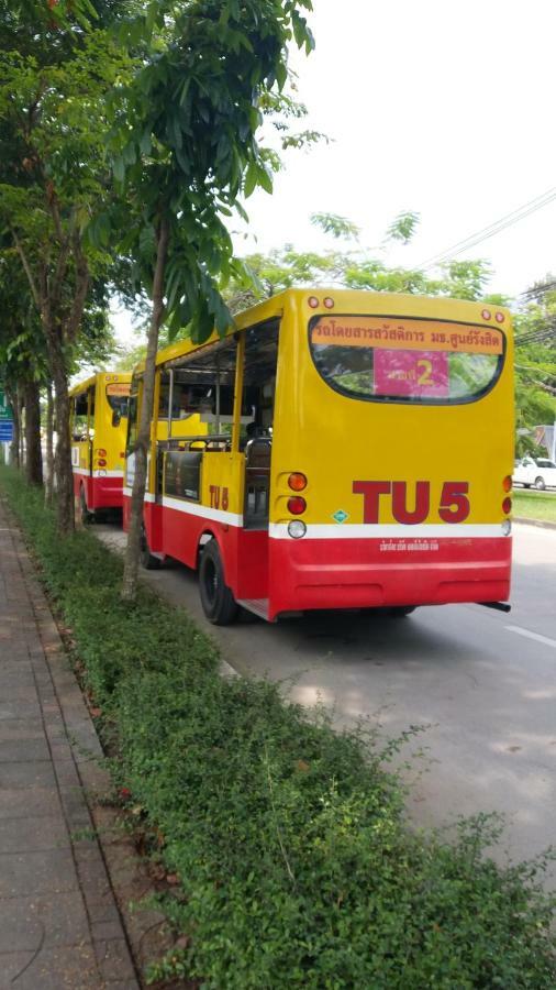 Natcha Place Thammasat Rangsit バンコク都 エクステリア 写真